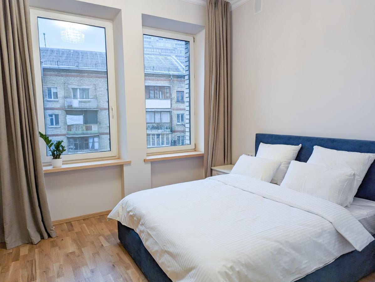Kyiv Honchara Hotel Exterior photo